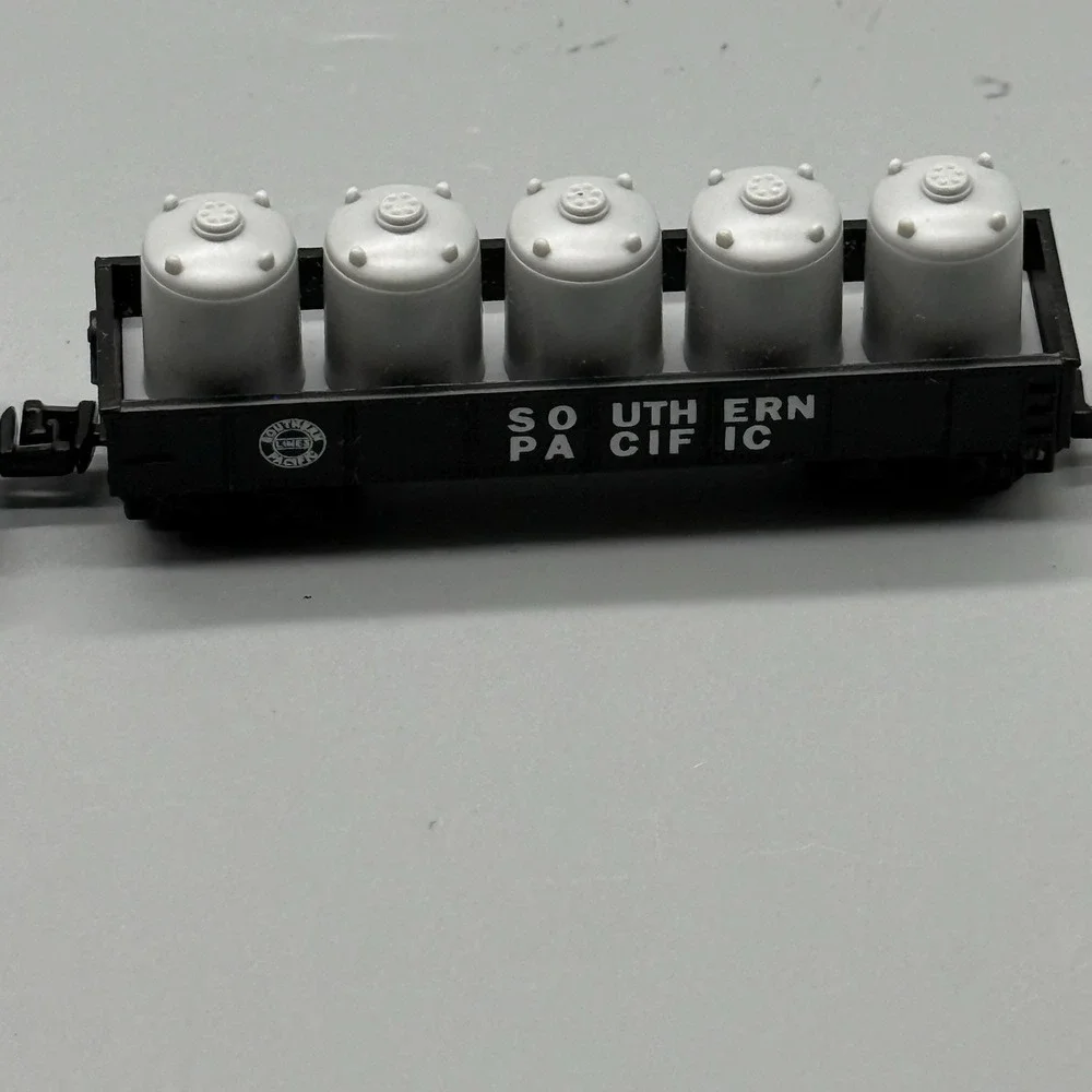 N Scale Southern Pacific Tank Car Chemical Container Freight Cars 2pc Lot